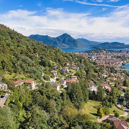 Appartamento Casa Leon Verbania Esterno foto