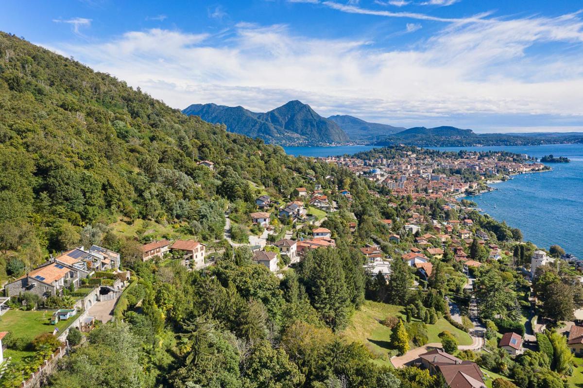 Appartamento Casa Leon Verbania Esterno foto